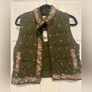 NWT New TINY Edelweiss Embroidered Vest Jacket size XS